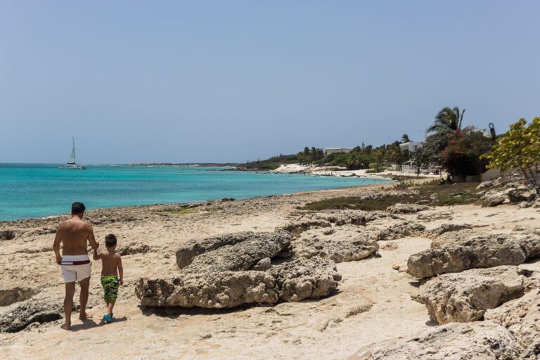 Malmok Aruba Nicolee.camacho - 22799341881