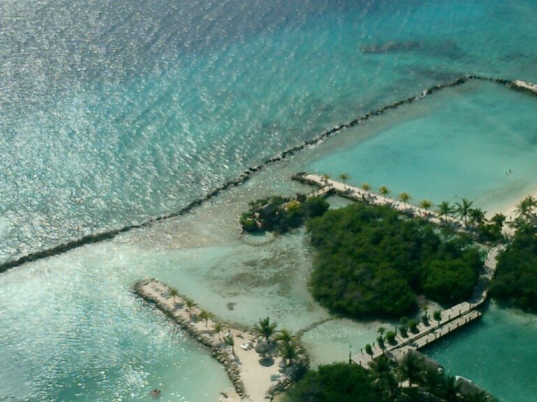 Aruba Renaissance Island